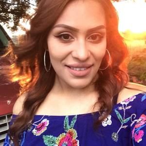 Meet your Posher, Janeth